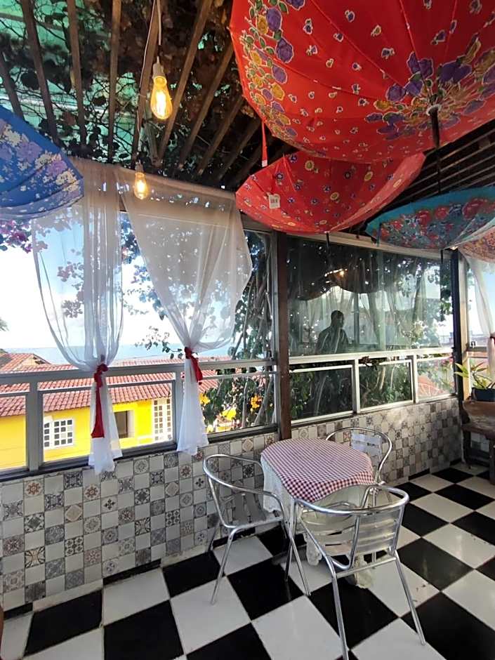 Pousada Tiriri Guesthouse