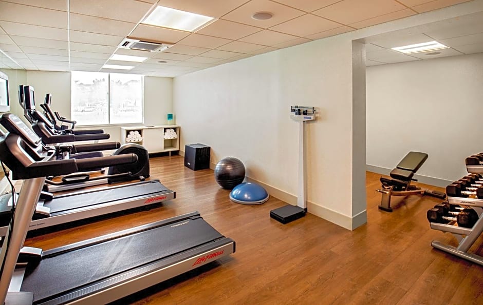 Holiday Inn Express Chesapeake - Norfolk, an IHG Hotel
