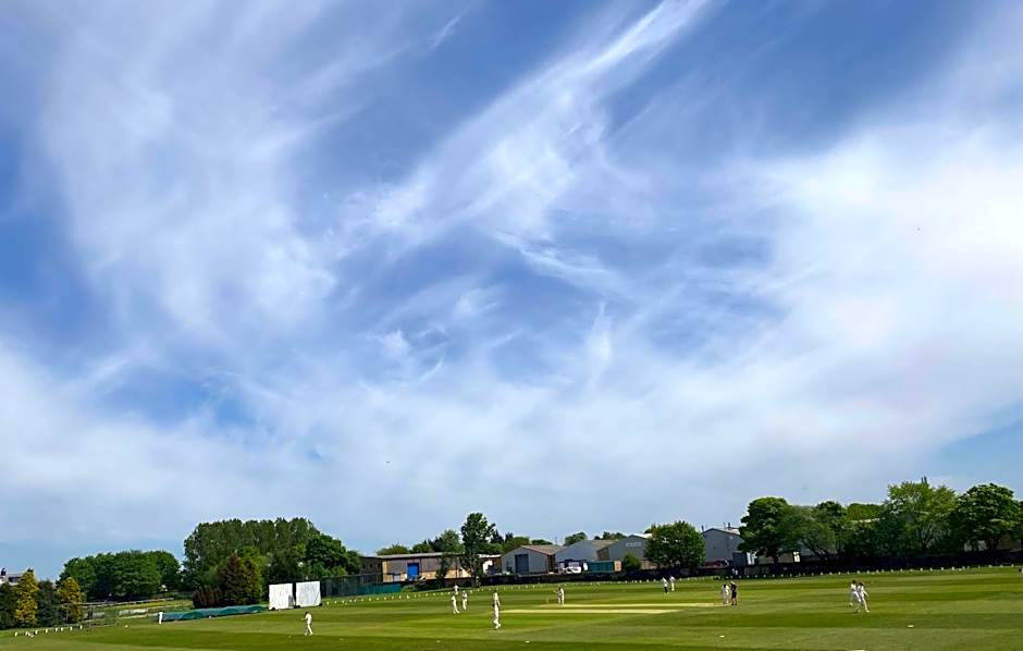 The White Swan, Yeadon