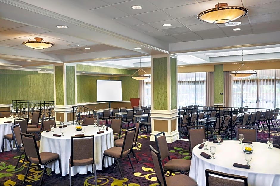 DoubleTree by Hilton Sonoma Wine Country