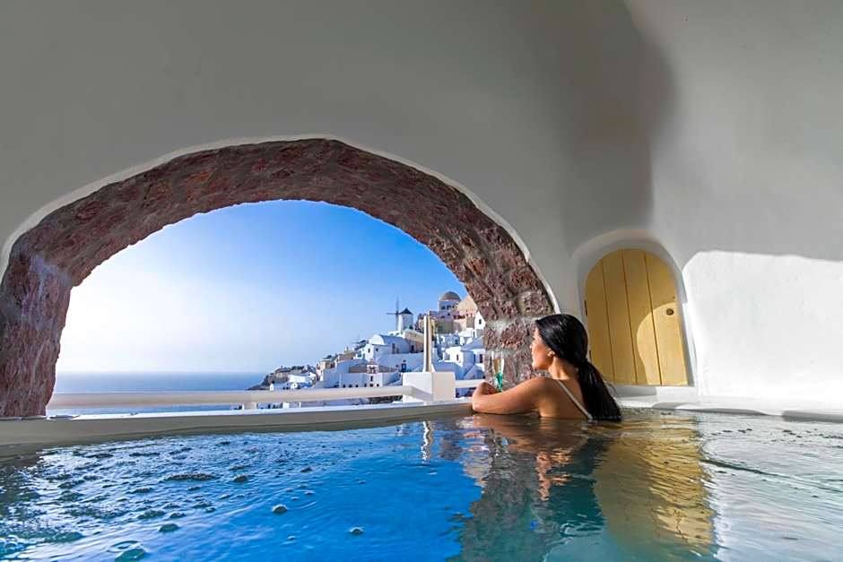 Art Maisons Oia Castle