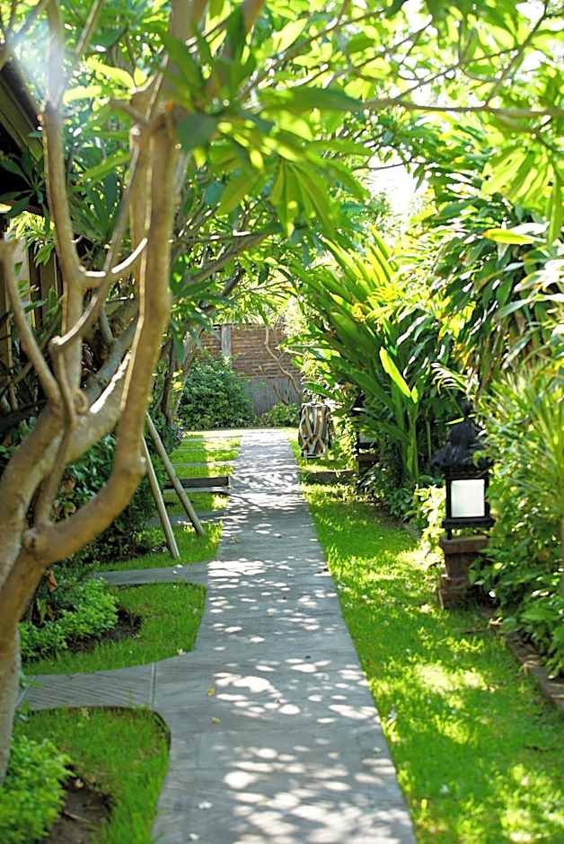 Oma In Pemuteran Bali