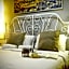Goodfellas Thong lo Hostel #NO CHECK IN AFTER 5 PM-CHECK IN TIME NEEDED#