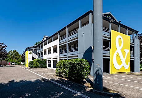 B&B HOTEL Grenoble Universite 1