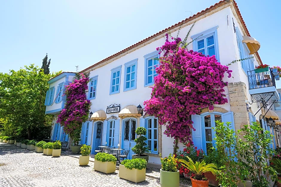 Alaçatı Taş Otel