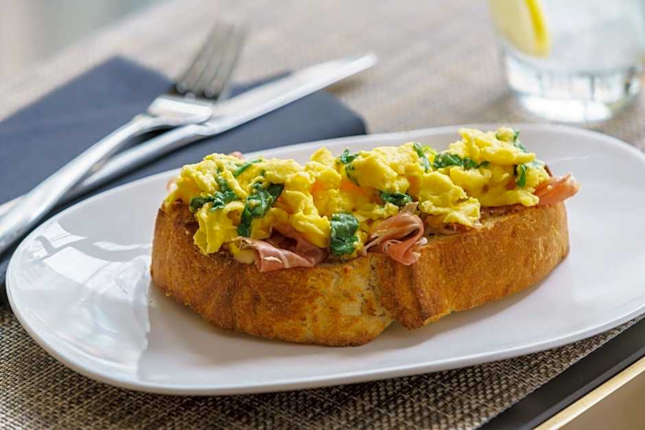 AC Hotel by Marriott Washington DC Downtown