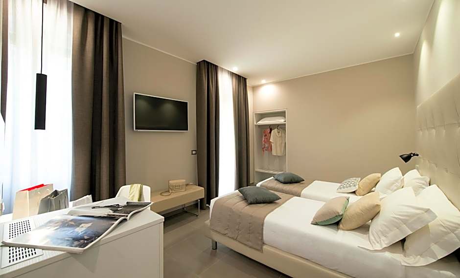 HOTEL H21