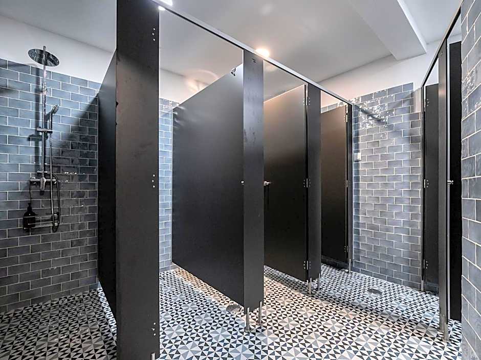 Walk in Hostel Faro Airport