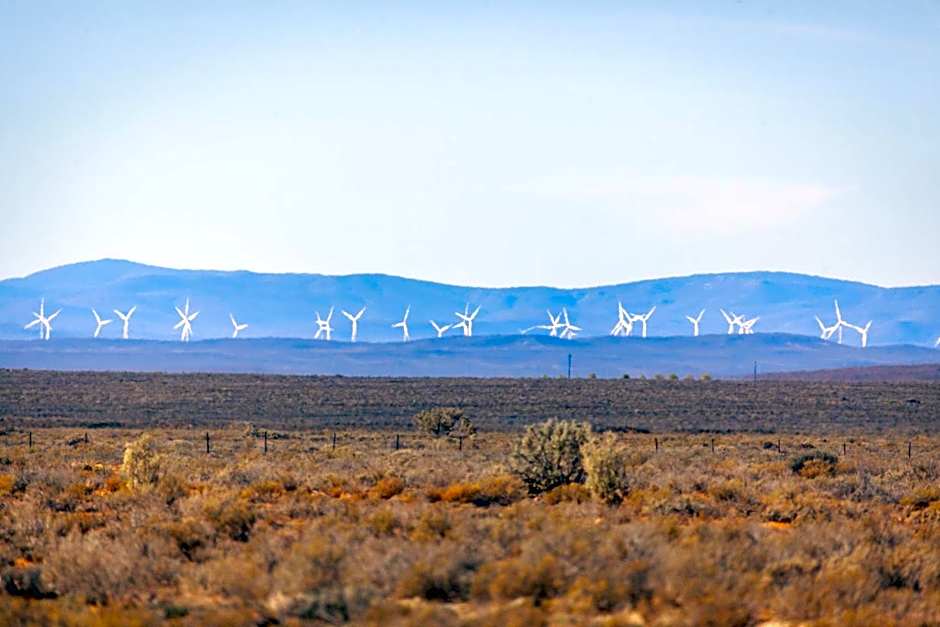 Inverdoorn Game Reserve Lodge