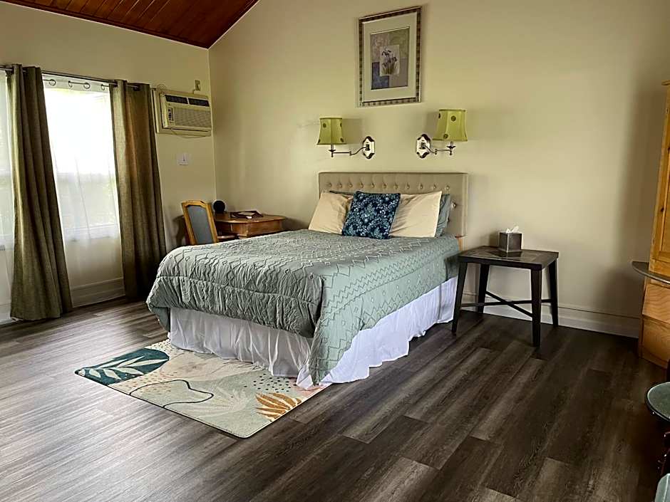 Vinehurst Inn & Suites