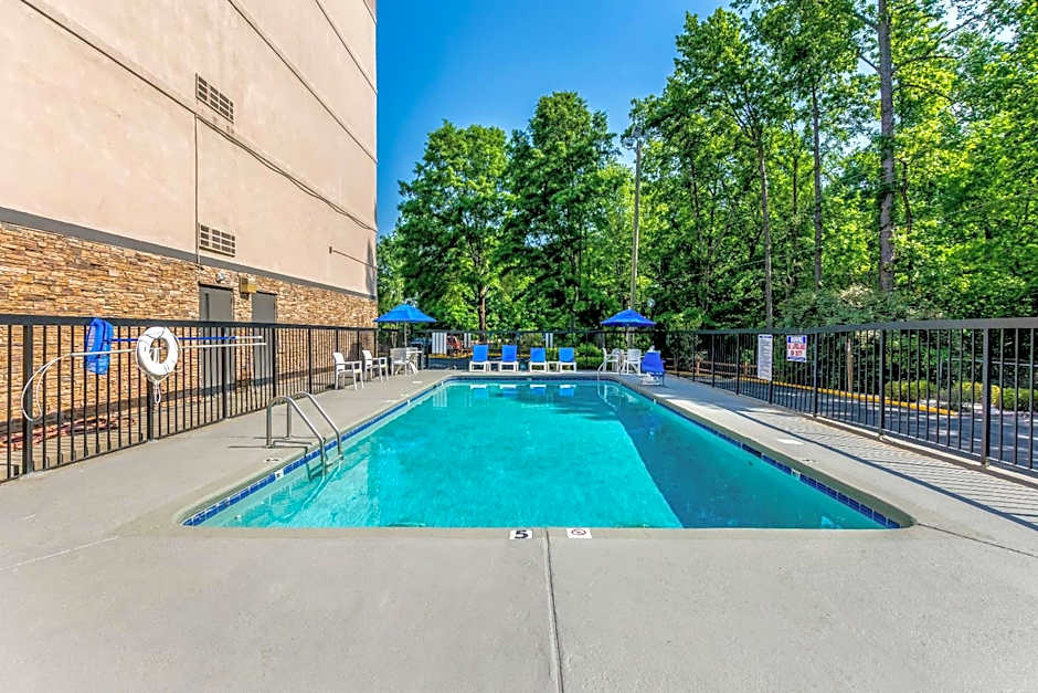 Comfort Inn Charlotte Airport Uptown