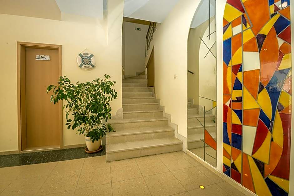 Семеен хотел Бриз