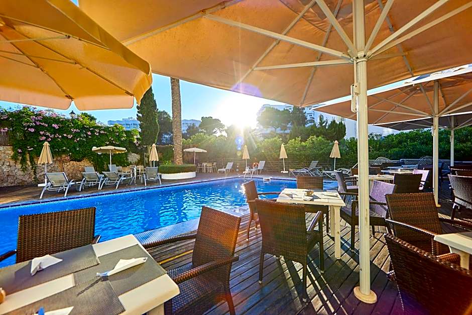 Gavimar Cala Gran Hotel and Apartments