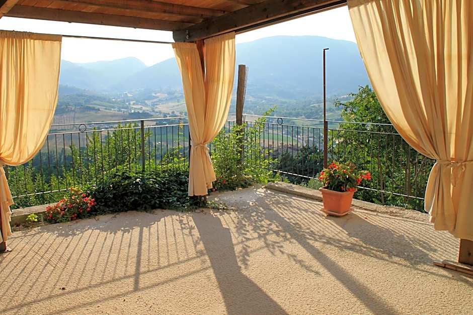 Il Castello Di Perchia