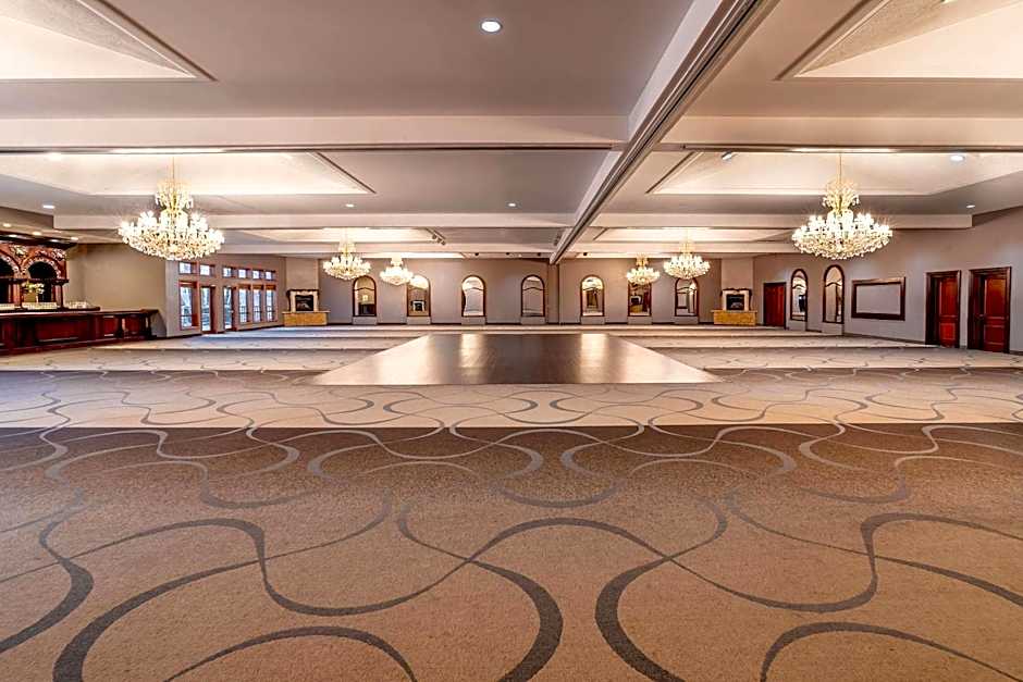 Riverview Inn & Suites, Ascend Hotel Collection