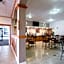 Rodeway Inn & Suites Emporia