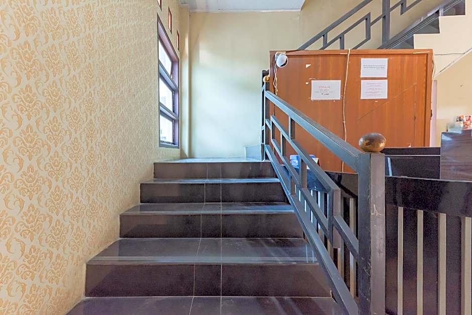 RedDoorz near Mall Boemi Kedaton 2 Lampung