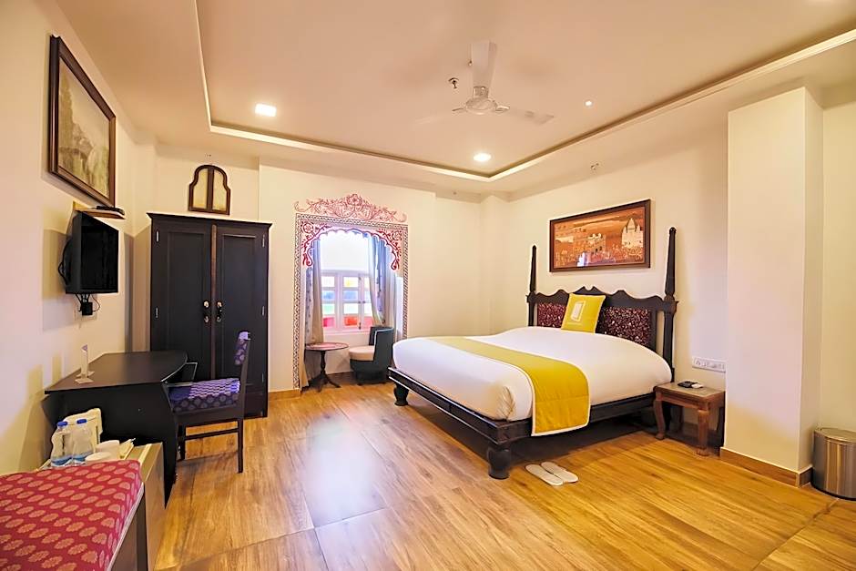 Bloom Boutique I Lake Pichola