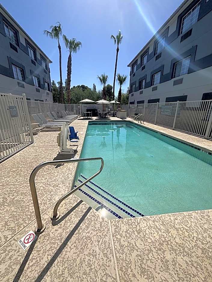 Spark by Hilton Tempe Phoenix Airport