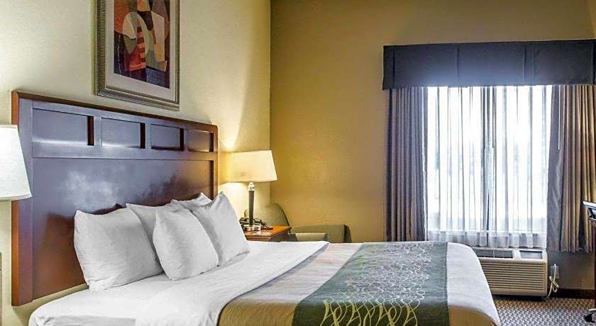 Comfort Inn & Suites Madisonville