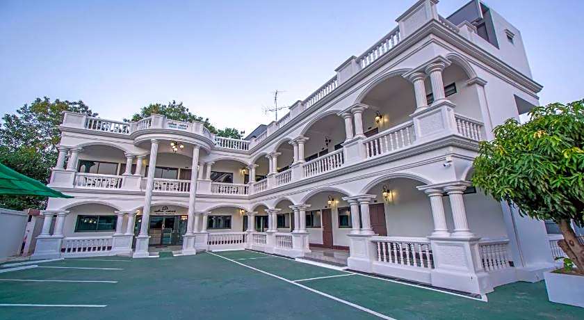 Happiness Guesthouse