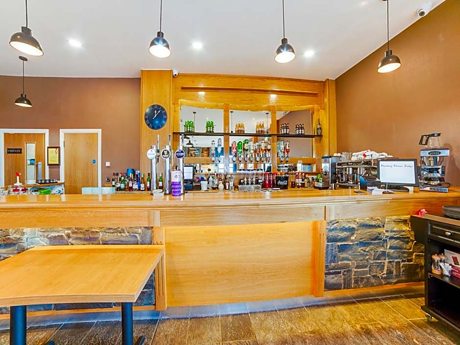 Standing Stones Lodge