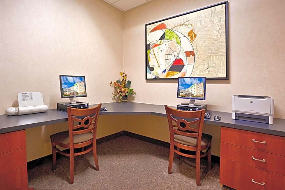 Holiday Inn Fort Wayne - IPFW & Coliseum By IHG