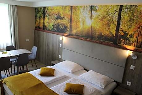 Superior Quadruple Room - Separate Entrance