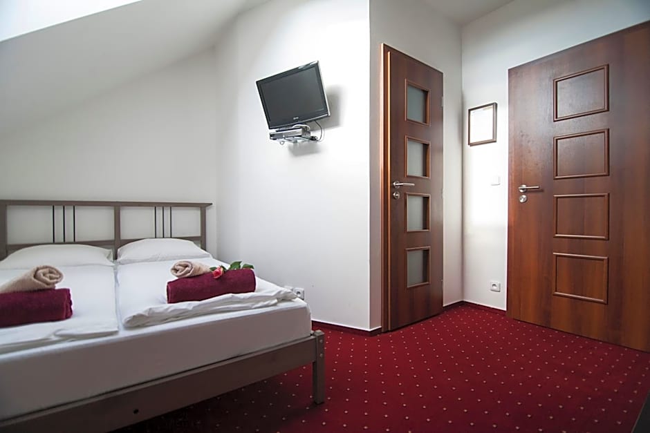 Hotel Krušnohorský Dvůr
