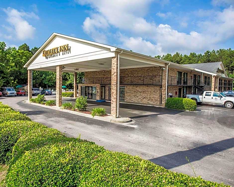 Quality Inn Manning I-95
