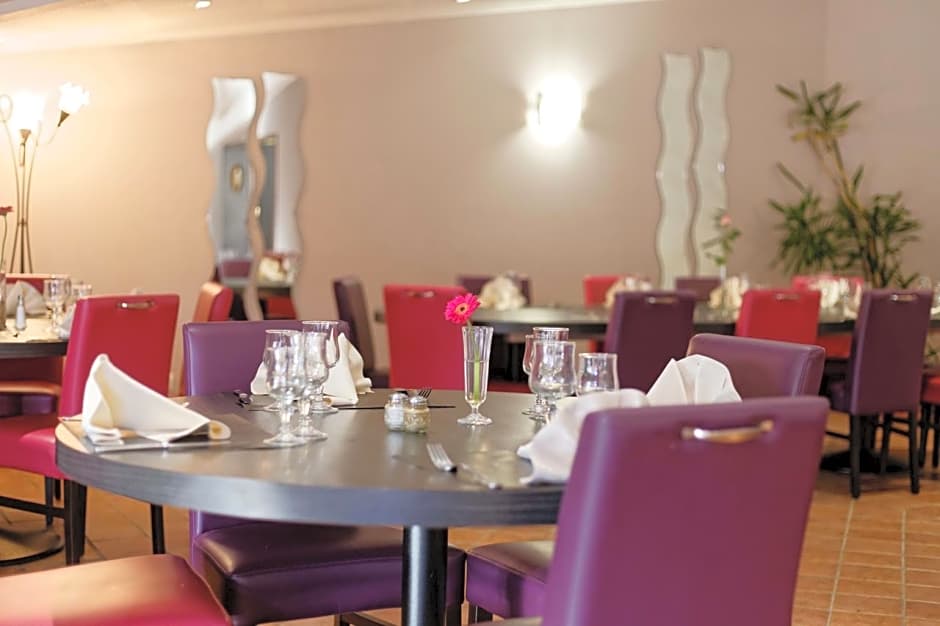 Charme Hôtel et Spa, Montbéliard Sud