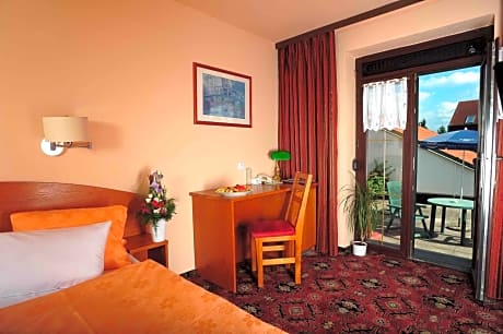 1 Double Bed or 2 Beds
