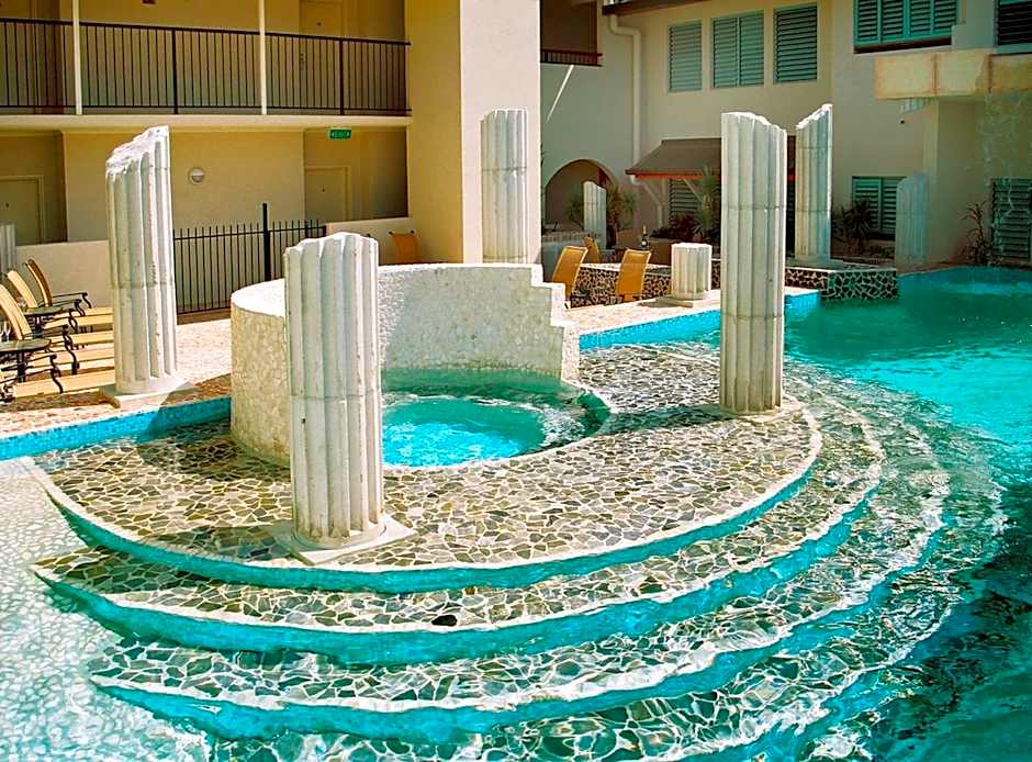 Mantra in the Village Port Douglas