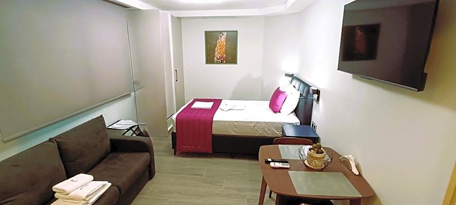 Pyrgiou suites