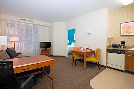 One-Bedroom Queen Suite with Sofa Bed