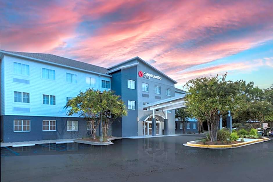 Photo 1 of 50 of Candlewood Suites Charleston Mt Pleasant By IHG