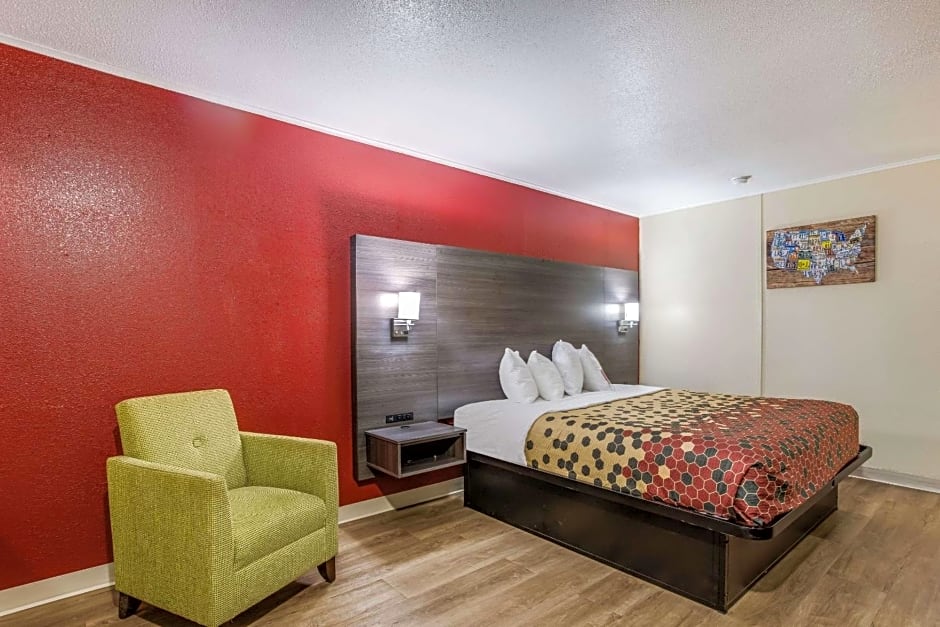 Econo Lodge Garden City