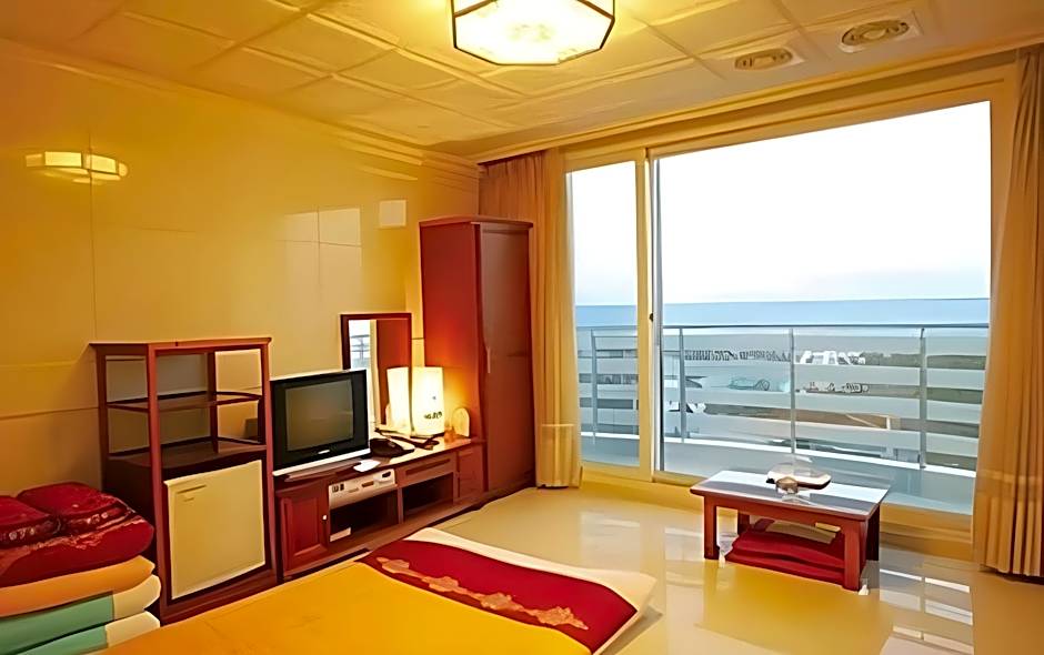 Donghae Boyang Hot Spring Convention Hotel