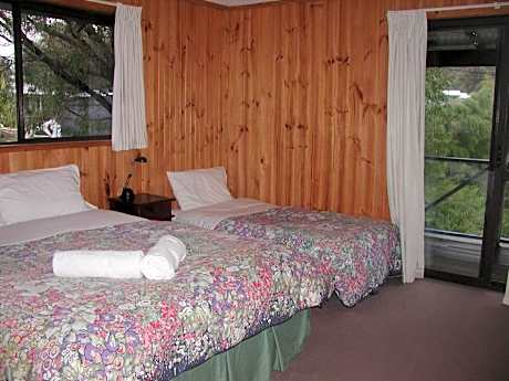 Apartment, Lake View