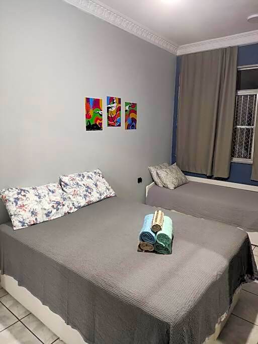 Apê completo em Copacabana/RJ.