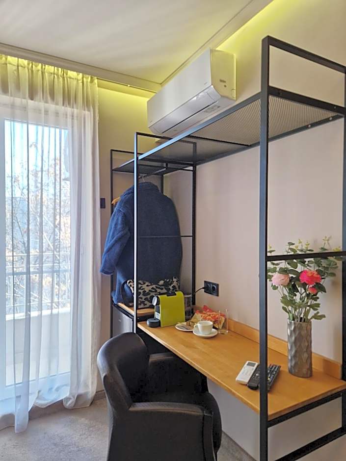 Хотел МИКАДО - онлайн self check-in