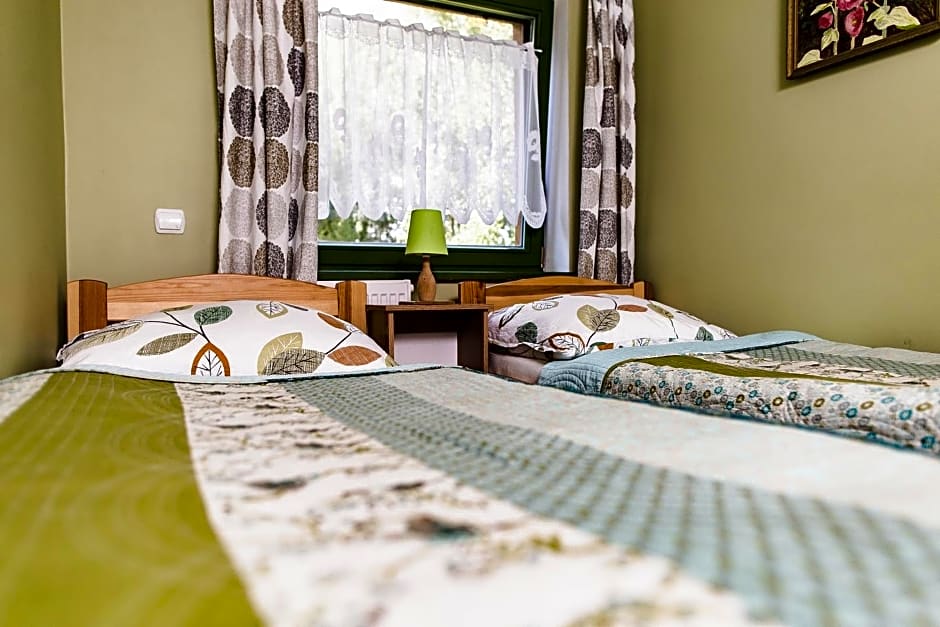 Stajnia Sarnówek Nad Jeziorem Różany