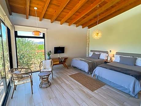 Twin Room with Private Bathroom