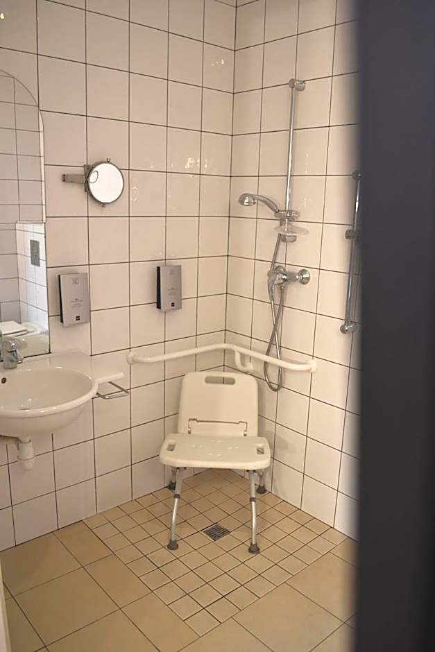 Hôtel La Porte Saint Pierre