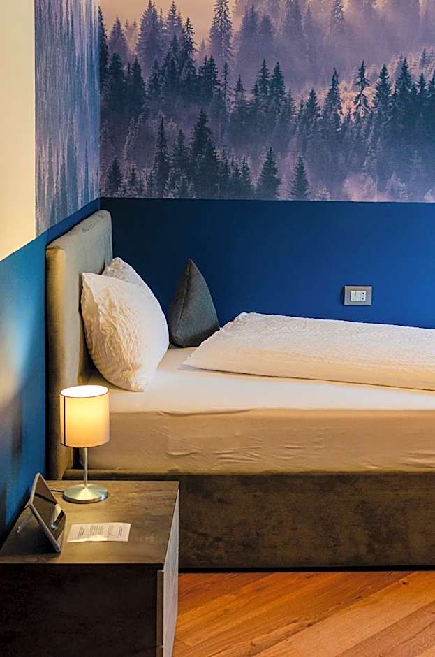 Kyrr Smart Mountain Retreat