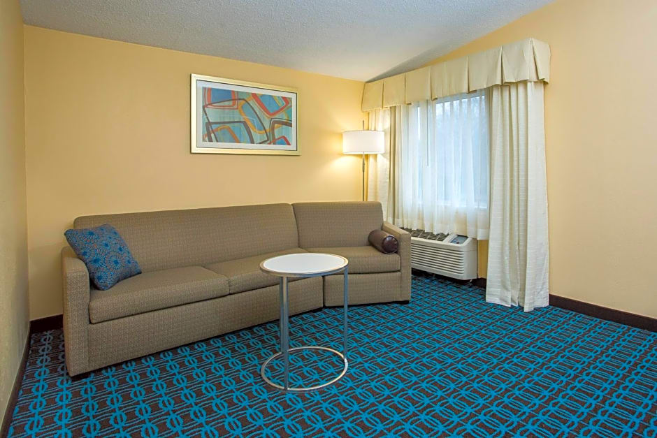 Fairfield Inn Boston Dedham