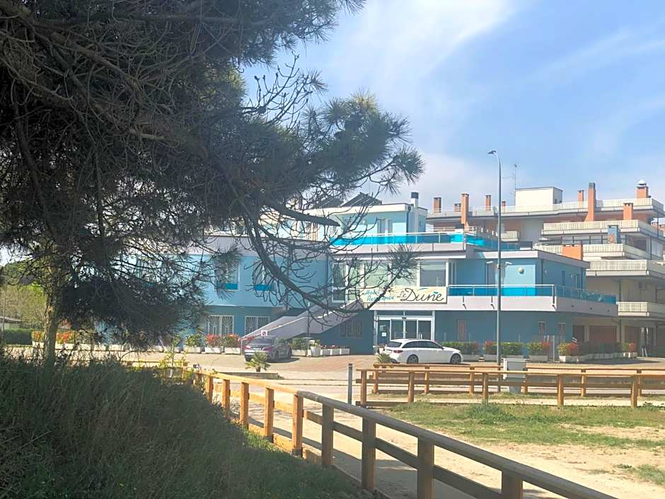 Hotel-Residence- Le Dune Breakfast & private beach included