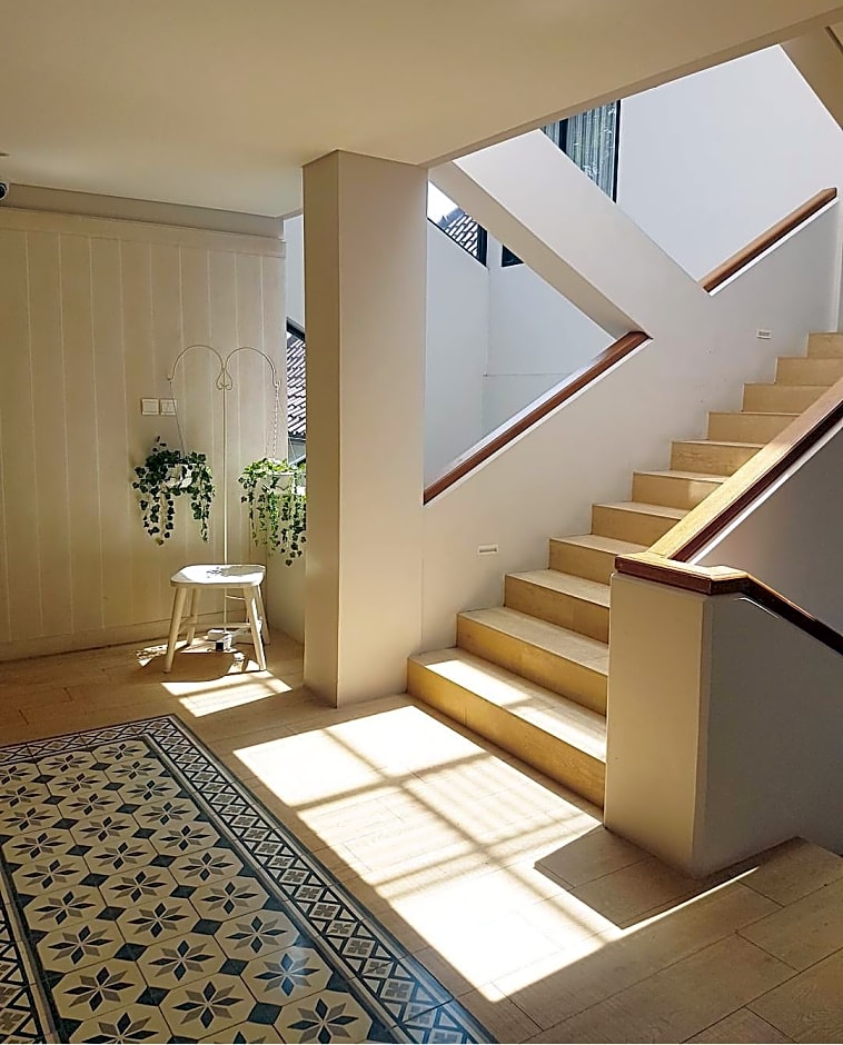 Beehive Boutique Hotel