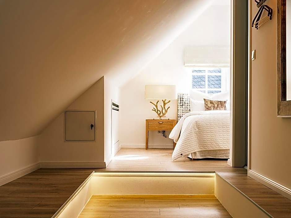 Flecker Hotel