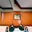 The Manor Hotel